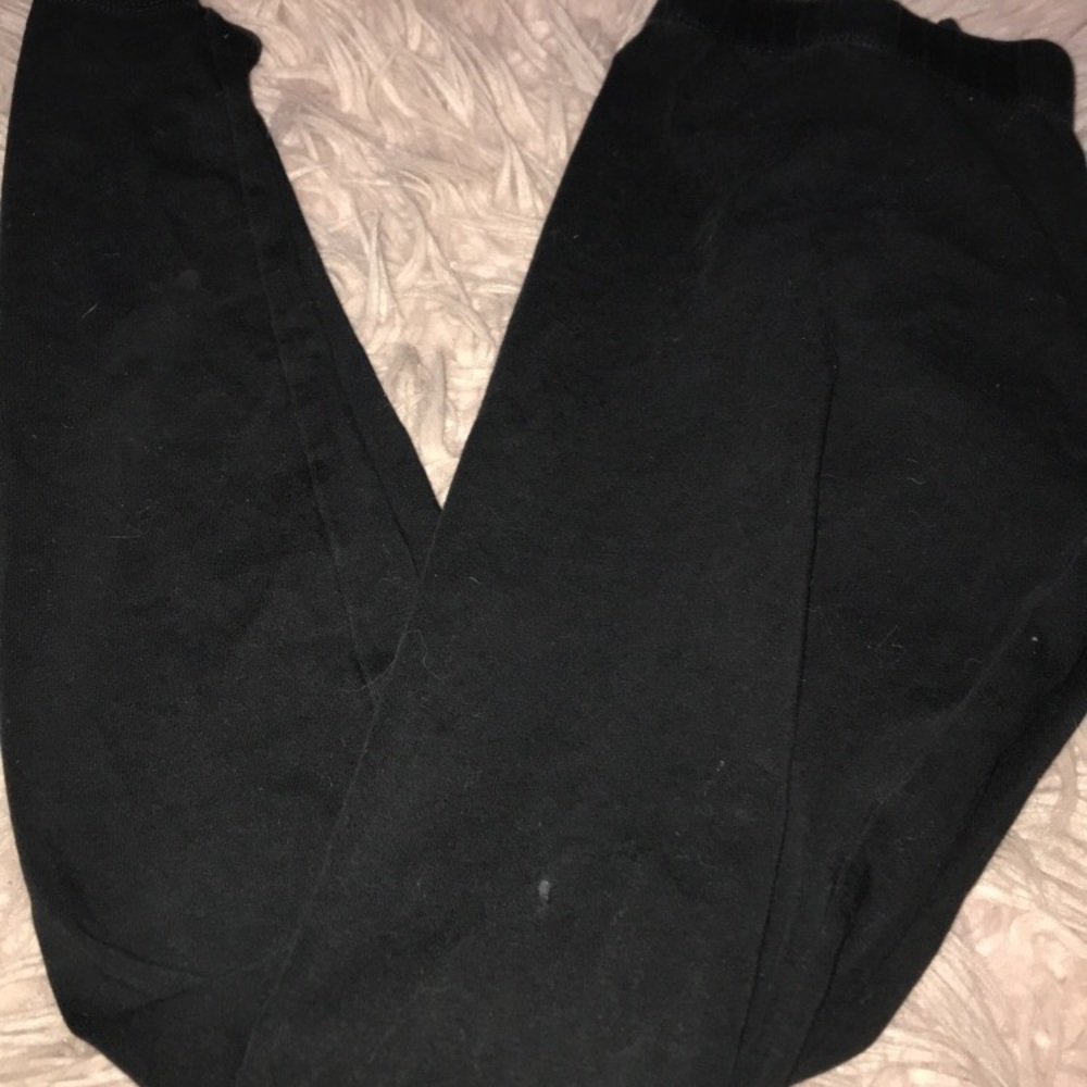 Clothes - Picture 7 of 8